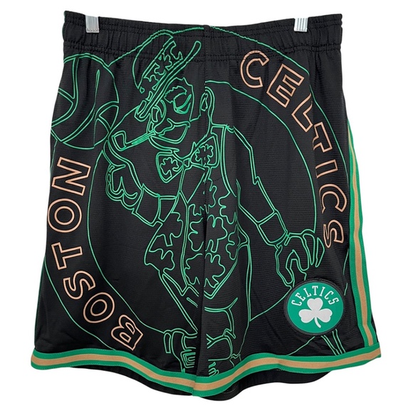Boston Celtics Lucky the Leprechaun Line Graphic Basketball Shorts Men’s Medium - Picture 1 of 12